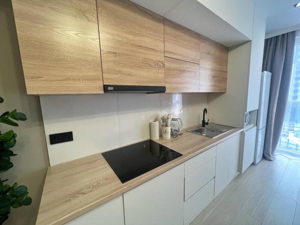 Oner Apartment Алма Ата Екстериор снимка